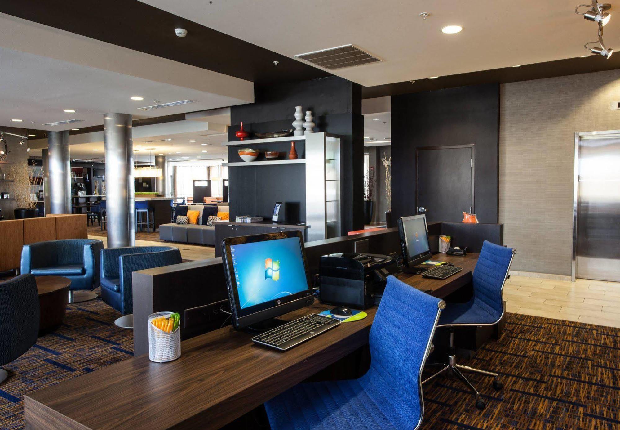 Hotel Courtyard By Marriott York Exteriér fotografie